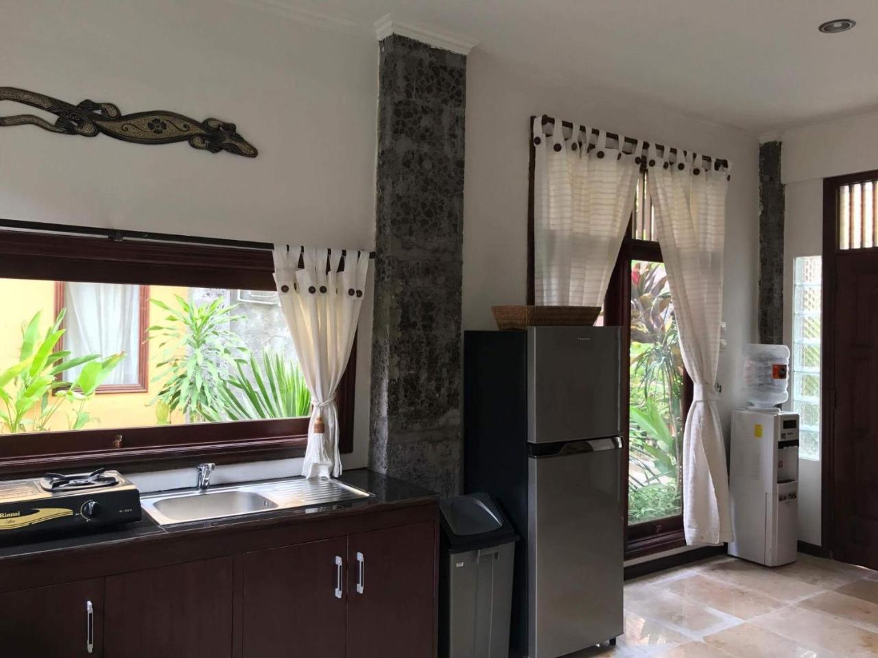 Kuta Holiday Villas מראה חיצוני תמונה