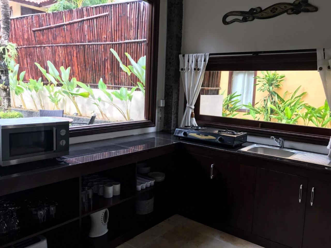Kuta Holiday Villas מראה חיצוני תמונה